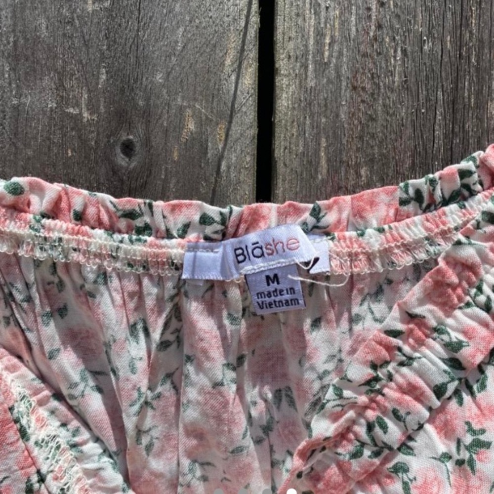NWT Medium floral cottagecore romper - Picture 4 of 4